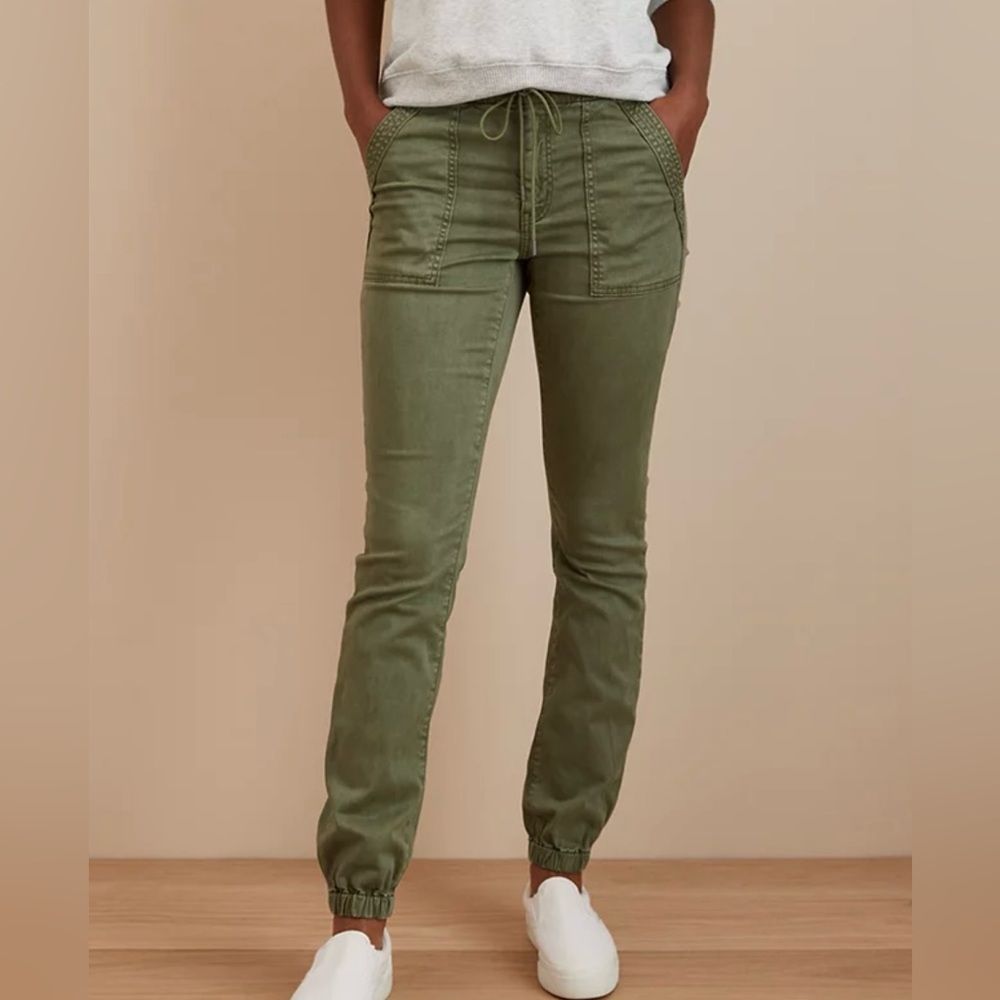 AE Next Level High-Waisted Jegging Jogger